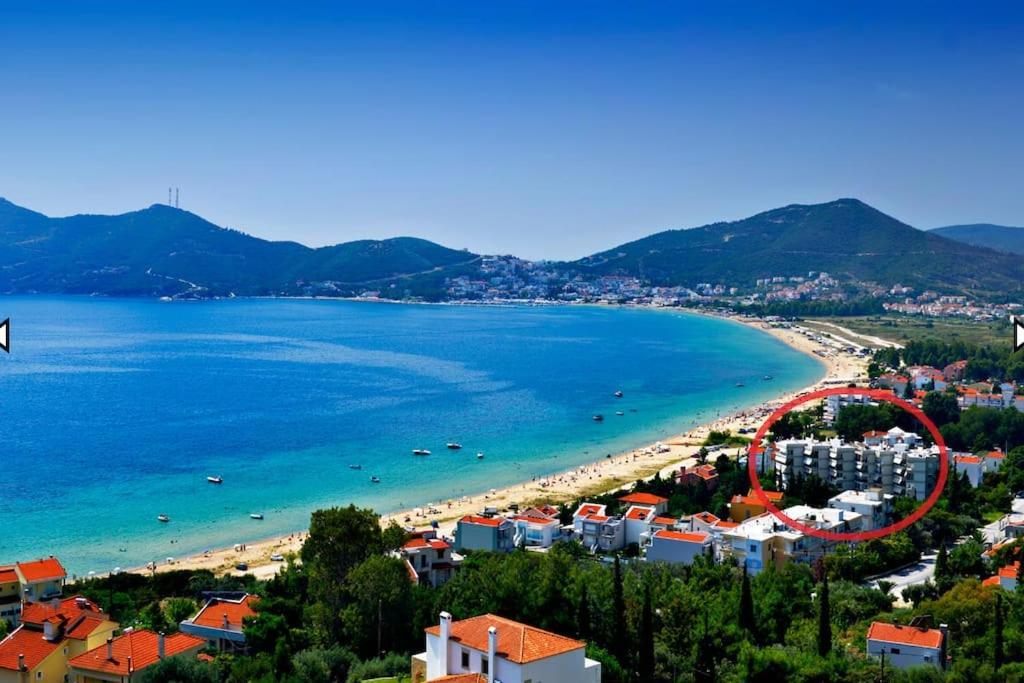 Nia'S Apartment By The Sea Nea Iraklitsa Exteriér fotografie