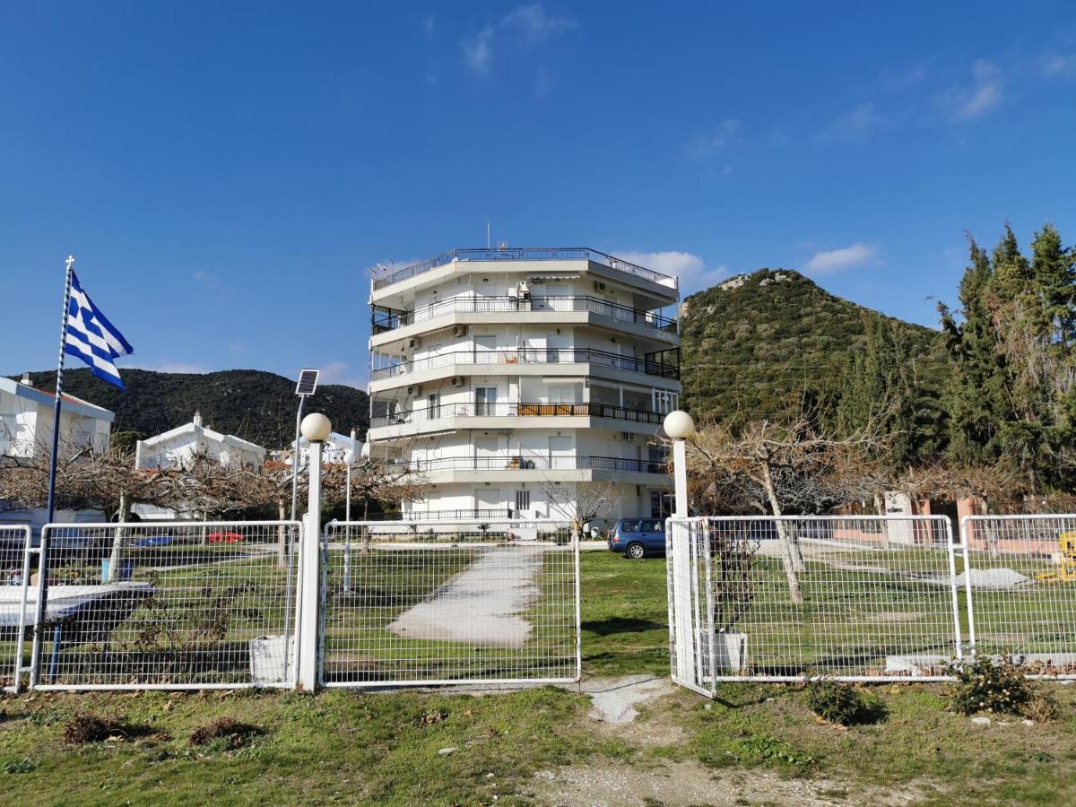 Nia'S Apartment By The Sea Nea Iraklitsa Exteriér fotografie